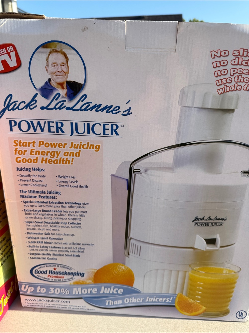Power Juicer - White